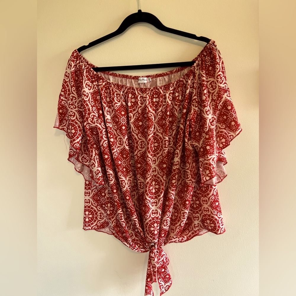 Women’s cute top!